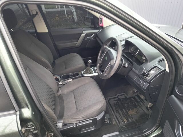 Зелений Ленд Ровер Freelander, об'ємом двигуна 2.2 л та пробігом 180 тис. км за 4200 $, фото 10 на Automoto.ua
