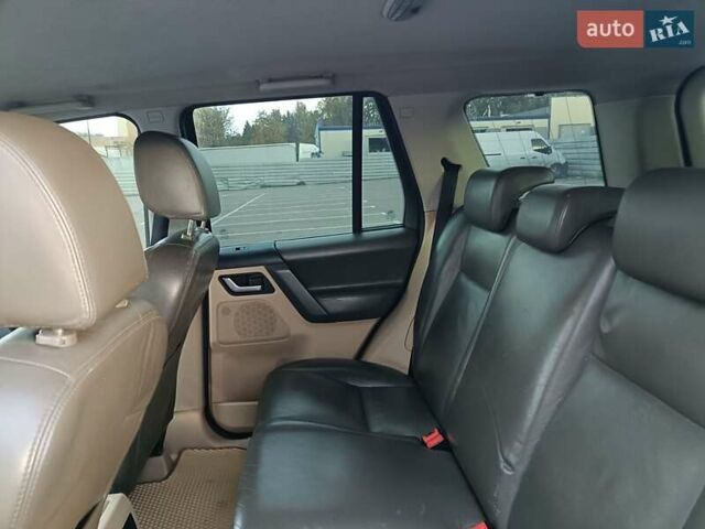 Зелений Ленд Ровер Freelander, об'ємом двигуна 2.2 л та пробігом 229 тис. км за 10200 $, фото 14 на Automoto.ua