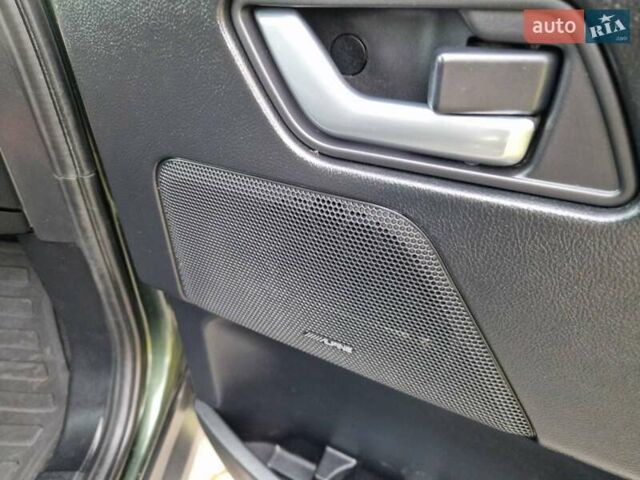 Зелений Ленд Ровер Freelander, об'ємом двигуна 2.2 л та пробігом 229 тис. км за 9750 $, фото 15 на Automoto.ua