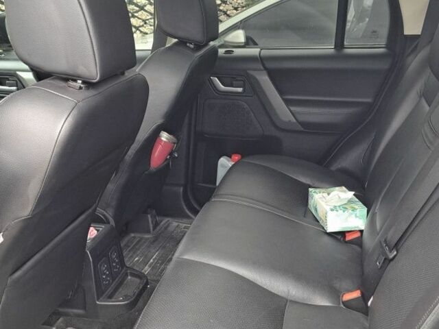 Зеленый Ленд Ровер Фрилендер, объемом двигателя 0 л и пробегом 304 тыс. км за 6000 $, фото 6 на Automoto.ua