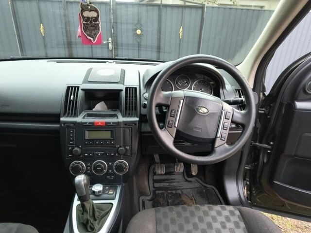 Зелений Ленд Ровер Freelander, об'ємом двигуна 2.2 л та пробігом 180 тис. км за 4200 $, фото 11 на Automoto.ua