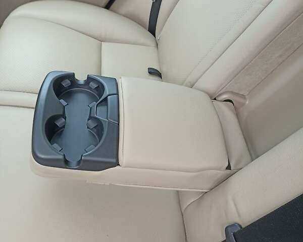 Зелений Ленд Ровер Freelander, об'ємом двигуна 2.2 л та пробігом 301 тис. км за 11499 $, фото 6 на Automoto.ua