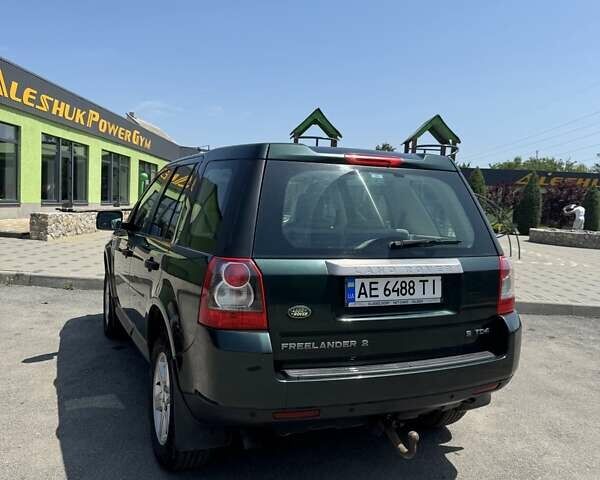 Зелений Ленд Ровер Freelander, об'ємом двигуна 2.2 л та пробігом 301 тис. км за 11499 $, фото 1 на Automoto.ua