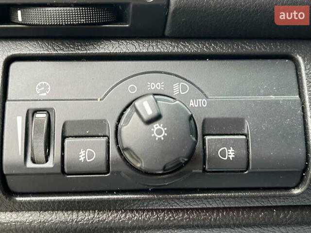 Зелений Ленд Ровер Freelander, об'ємом двигуна 2.18 л та пробігом 230 тис. км за 13600 $, фото 11 на Automoto.ua