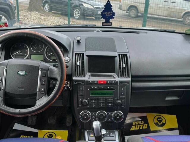 Зеленый Ленд Ровер Фрилендер, объемом двигателя 2.2 л и пробегом 238 тыс. км за 12999 $, фото 9 на Automoto.ua