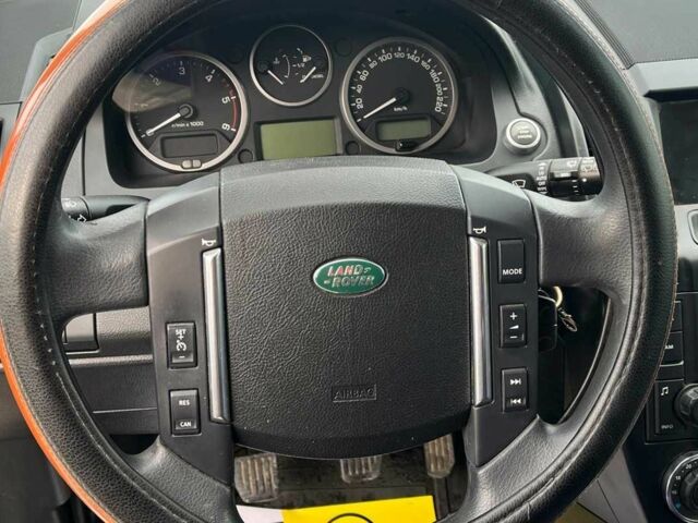 Зеленый Ленд Ровер Фрилендер, объемом двигателя 2.2 л и пробегом 230 тыс. км за 13600 $, фото 10 на Automoto.ua