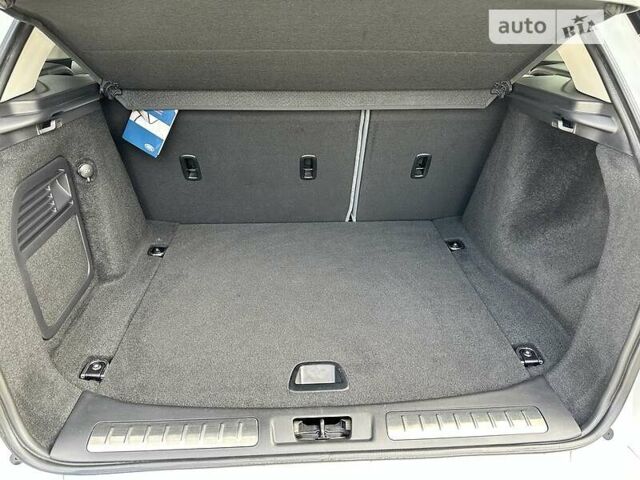 Белый Ленд Ровер Рендж Ровер Эвок, объемом двигателя 2.2 л и пробегом 40 тыс. км за 22500 $, фото 45 на Automoto.ua