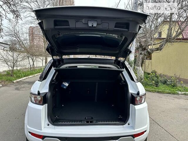 Белый Ленд Ровер Рендж Ровер Эвок, объемом двигателя 2.2 л и пробегом 40 тыс. км за 19900 $, фото 46 на Automoto.ua