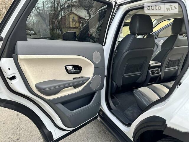 Белый Ленд Ровер Рендж Ровер Эвок, объемом двигателя 2.2 л и пробегом 40 тыс. км за 22500 $, фото 45 на Automoto.ua