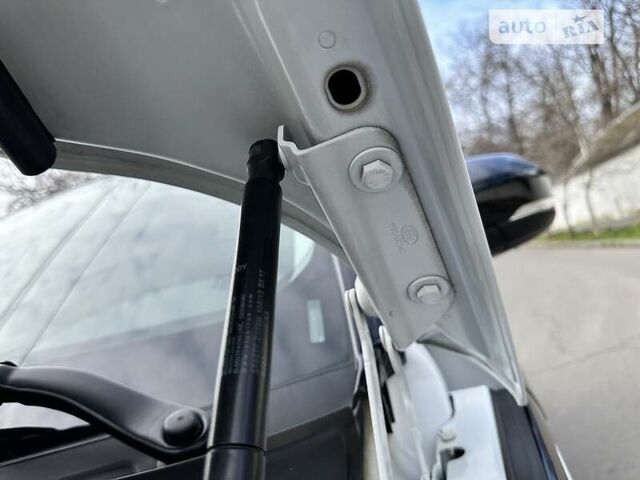 Белый Ленд Ровер Рендж Ровер Эвок, объемом двигателя 2.2 л и пробегом 40 тыс. км за 20500 $, фото 65 на Automoto.ua