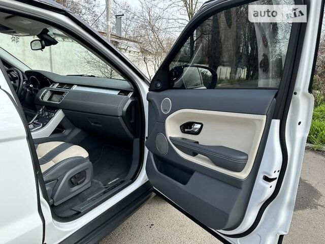 Белый Ленд Ровер Рендж Ровер Эвок, объемом двигателя 2.2 л и пробегом 40 тыс. км за 22500 $, фото 19 на Automoto.ua