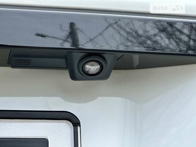 Белый Ленд Ровер Рендж Ровер Эвок, объемом двигателя 2.2 л и пробегом 40 тыс. км за 22500 $, фото 30 на Automoto.ua