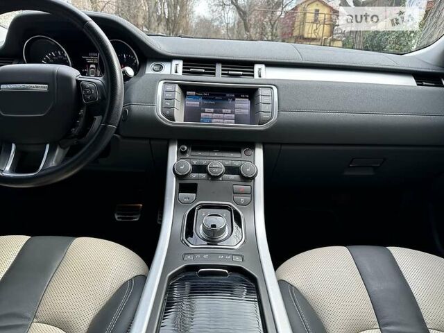 Білий Ленд Ровер Рендж Ровер Евок, об'ємом двигуна 2.2 л та пробігом 40 тис. км за 22500 $, фото 31 на Automoto.ua