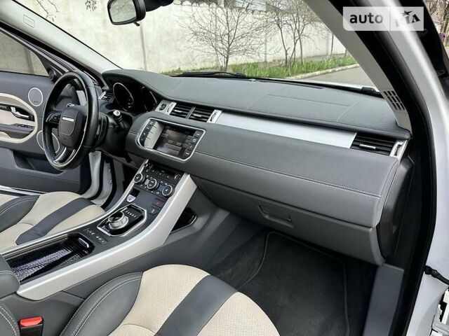 Білий Ленд Ровер Рендж Ровер Евок, об'ємом двигуна 2.2 л та пробігом 40 тис. км за 20500 $, фото 21 на Automoto.ua