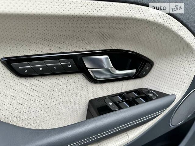 Белый Ленд Ровер Рендж Ровер Эвок, объемом двигателя 2.2 л и пробегом 40 тыс. км за 22500 $, фото 11 на Automoto.ua