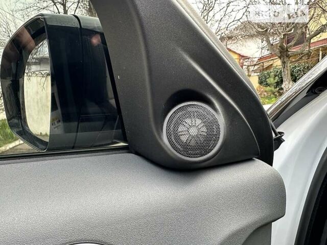 Білий Ленд Ровер Рендж Ровер Евок, об'ємом двигуна 2.2 л та пробігом 40 тис. км за 22500 $, фото 14 на Automoto.ua