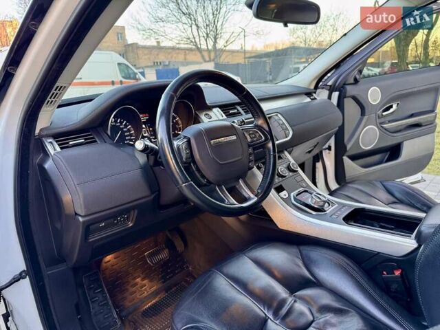 Белый Ленд Ровер Рендж Ровер Эвок, объемом двигателя 2 л и пробегом 168 тыс. км за 17800 $, фото 41 на Automoto.ua