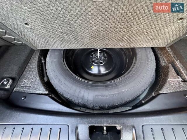 Белый Ленд Ровер Рендж Ровер Эвок, объемом двигателя 2 л и пробегом 168 тыс. км за 17800 $, фото 9 на Automoto.ua