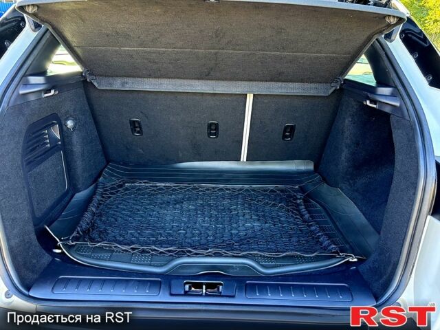 Белый Ленд Ровер Рендж Ровер Эвок, объемом двигателя 2 л и пробегом 135 тыс. км за 17000 $, фото 12 на Automoto.ua