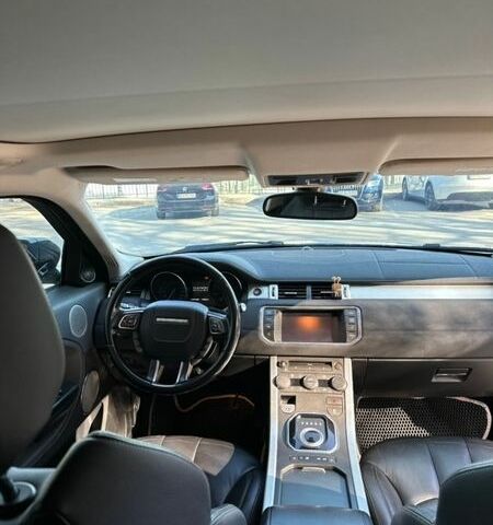 Белый Ленд Ровер Рендж Ровер Эвок, объемом двигателя 2 л и пробегом 179 тыс. км за 12700 $, фото 34 на Automoto.ua