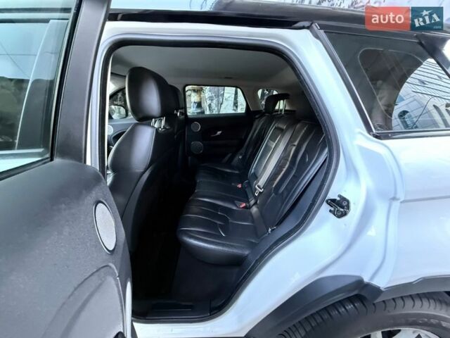 Белый Ленд Ровер Рендж Ровер Эвок, объемом двигателя 2 л и пробегом 168 тыс. км за 17400 $, фото 74 на Automoto.ua