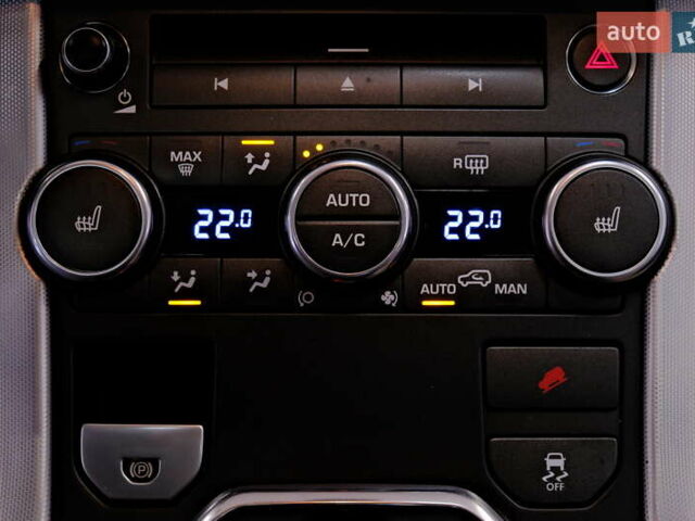 Белый Ленд Ровер Рендж Ровер Эвок, объемом двигателя 2.18 л и пробегом 180 тыс. км за 14900 $, фото 21 на Automoto.ua