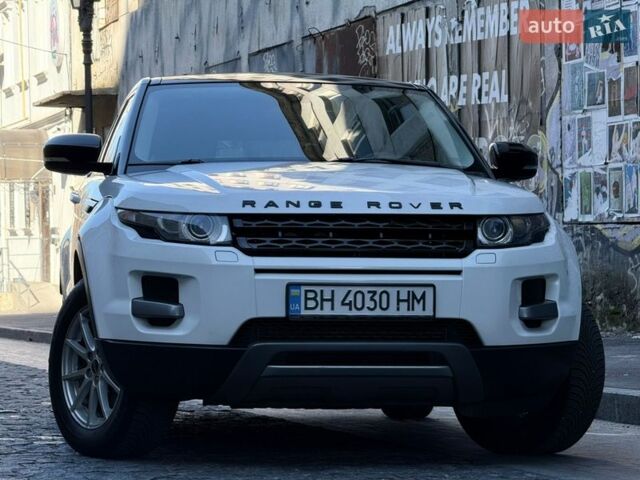 Белый Ленд Ровер Рендж Ровер Эвок, объемом двигателя 2 л и пробегом 168 тыс. км за 17400 $, фото 3 на Automoto.ua