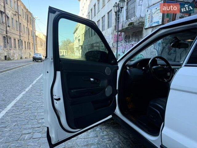 Белый Ленд Ровер Рендж Ровер Эвок, объемом двигателя 2 л и пробегом 168 тыс. км за 17400 $, фото 31 на Automoto.ua