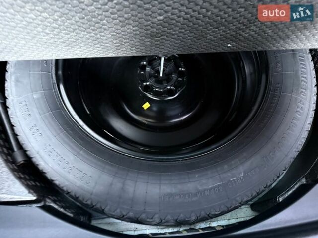 Белый Ленд Ровер Рендж Ровер Эвок, объемом двигателя 2 л и пробегом 168 тыс. км за 17400 $, фото 82 на Automoto.ua