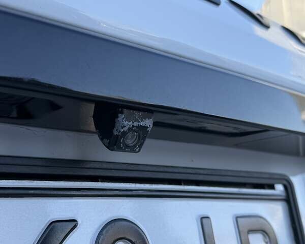 Білий Ленд Ровер Рендж Ровер Евок, об'ємом двигуна 2.18 л та пробігом 198 тис. км за 16500 $, фото 16 на Automoto.ua