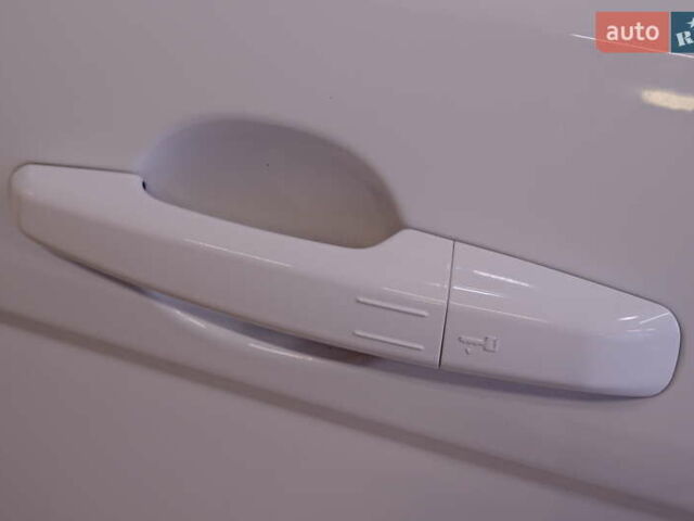 Белый Ленд Ровер Рендж Ровер Эвок, объемом двигателя 2.18 л и пробегом 180 тыс. км за 14900 $, фото 15 на Automoto.ua