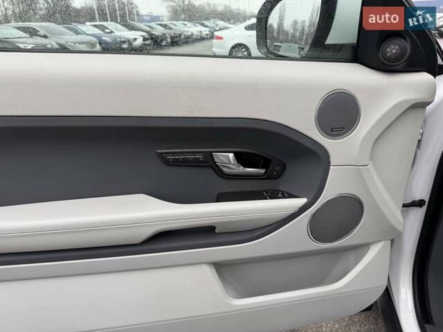 Белый Ленд Ровер Рендж Ровер Эвок, объемом двигателя 2 л и пробегом 144 тыс. км за 18500 $, фото 9 на Automoto.ua