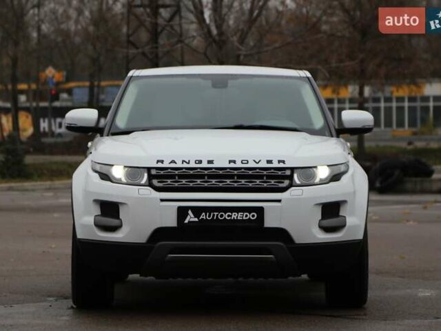 Белый Ленд Ровер Рендж Ровер Эвок, объемом двигателя 2.18 л и пробегом 202 тыс. км за 18000 $, фото 1 на Automoto.ua