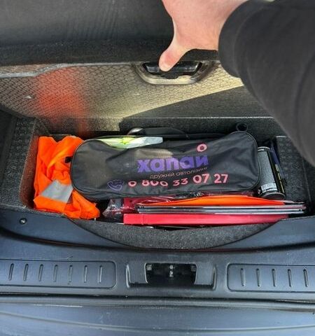 Белый Ленд Ровер Рендж Ровер Эвок, объемом двигателя 2 л и пробегом 179 тыс. км за 12700 $, фото 17 на Automoto.ua