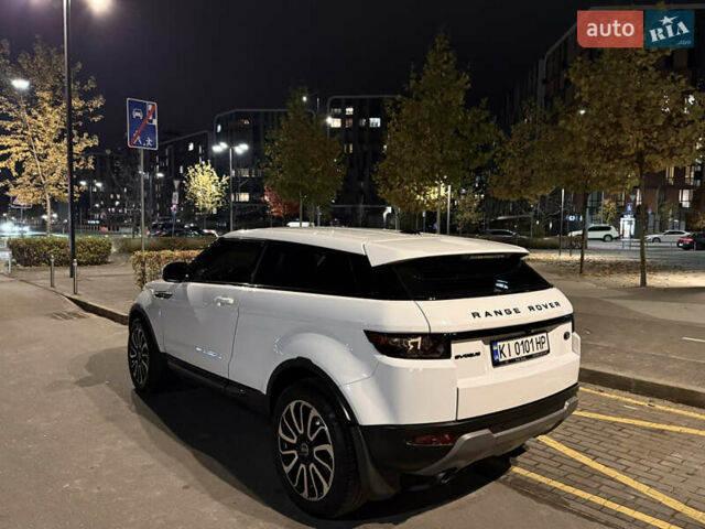 Білий Ленд Ровер Рендж Ровер Евок, об'ємом двигуна 2.18 л та пробігом 135 тис. км за 19900 $, фото 2 на Automoto.ua