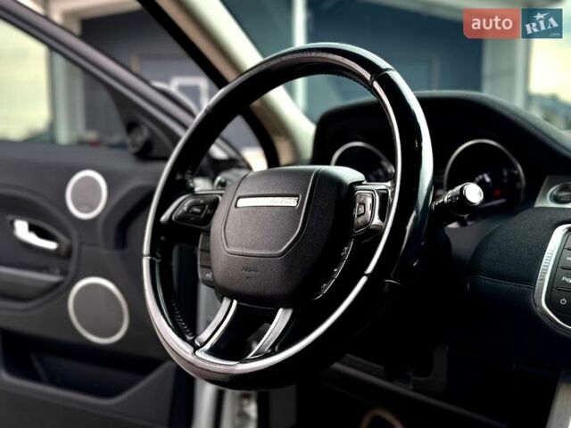 Білий Ленд Ровер Рендж Ровер Евок, об'ємом двигуна 2 л та пробігом 179 тис. км за 12500 $, фото 60 на Automoto.ua