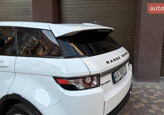 Белый Ленд Ровер Рендж Ровер Эвок, объемом двигателя 2 л и пробегом 142 тыс. км за 13750 $, фото 30 на Automoto.ua