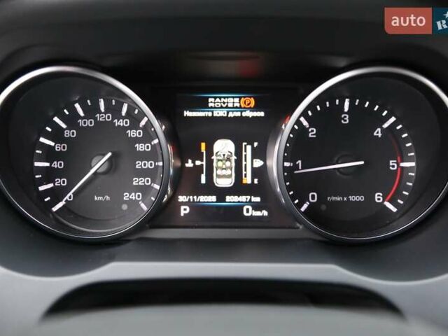 Белый Ленд Ровер Рендж Ровер Эвок, объемом двигателя 2.18 л и пробегом 202 тыс. км за 18000 $, фото 16 на Automoto.ua