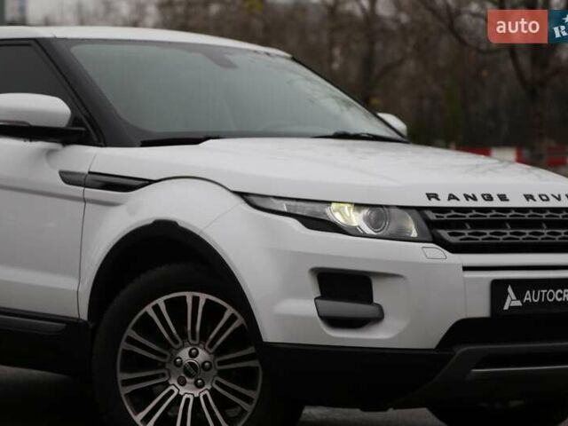 Белый Ленд Ровер Рендж Ровер Эвок, объемом двигателя 2.18 л и пробегом 202 тыс. км за 18000 $, фото 3 на Automoto.ua