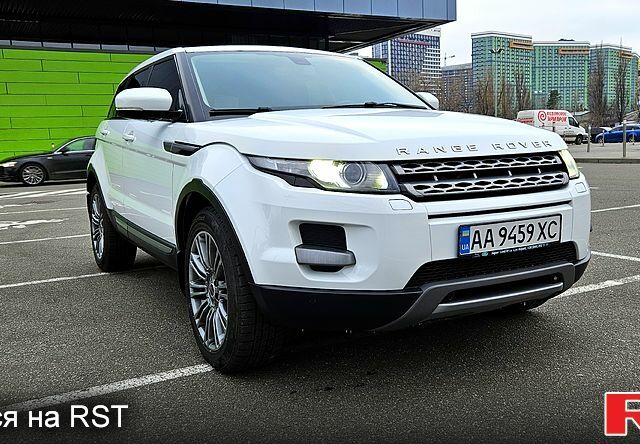 Белый Ленд Ровер Рендж Ровер Эвок, объемом двигателя 2 л и пробегом 84 тыс. км за 17900 $, фото 1 на Automoto.ua
