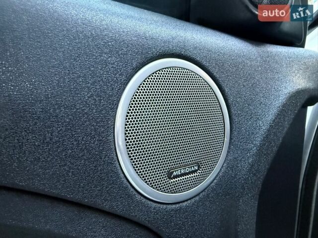 Белый Ленд Ровер Рендж Ровер Эвок, объемом двигателя 2 л и пробегом 168 тыс. км за 17400 $, фото 36 на Automoto.ua