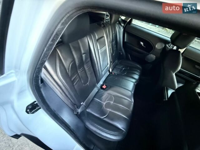 Белый Ленд Ровер Рендж Ровер Эвок, объемом двигателя 2 л и пробегом 168 тыс. км за 17400 $, фото 68 на Automoto.ua