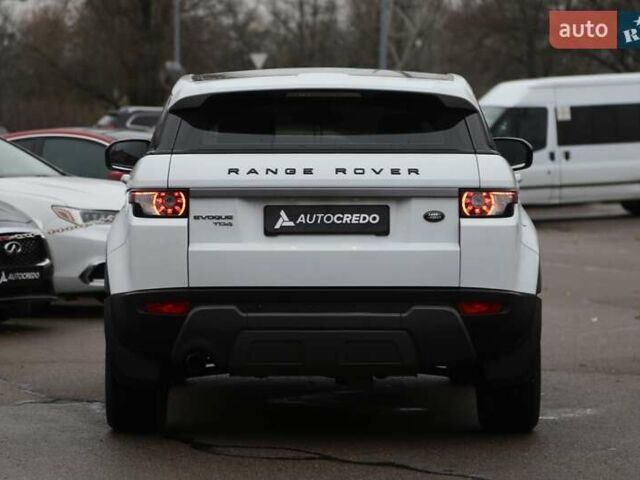 Белый Ленд Ровер Рендж Ровер Эвок, объемом двигателя 2.18 л и пробегом 202 тыс. км за 18000 $, фото 5 на Automoto.ua