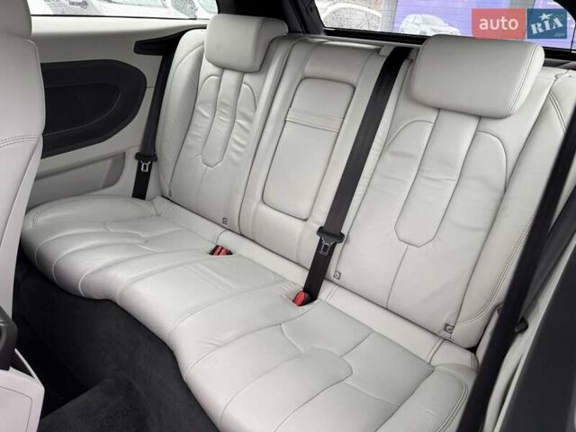 Белый Ленд Ровер Рендж Ровер Эвок, объемом двигателя 2 л и пробегом 144 тыс. км за 18500 $, фото 14 на Automoto.ua