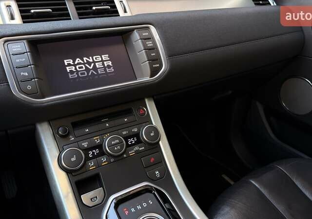 Белый Ленд Ровер Рендж Ровер Эвок, объемом двигателя 2 л и пробегом 142 тыс. км за 13750 $, фото 16 на Automoto.ua
