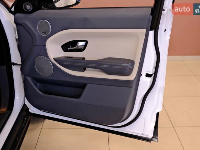 Белый Ленд Ровер Рендж Ровер Эвок, объемом двигателя 2.18 л и пробегом 180 тыс. км за 14900 $, фото 41 на Automoto.ua