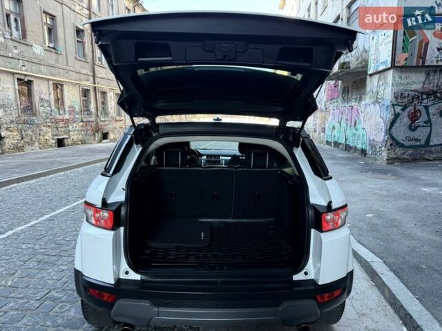 Белый Ленд Ровер Рендж Ровер Эвок, объемом двигателя 2 л и пробегом 168 тыс. км за 17400 $, фото 80 на Automoto.ua