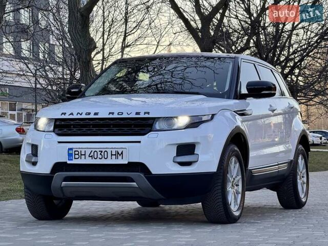 Белый Ленд Ровер Рендж Ровер Эвок, объемом двигателя 2 л и пробегом 168 тыс. км за 17800 $, фото 56 на Automoto.ua