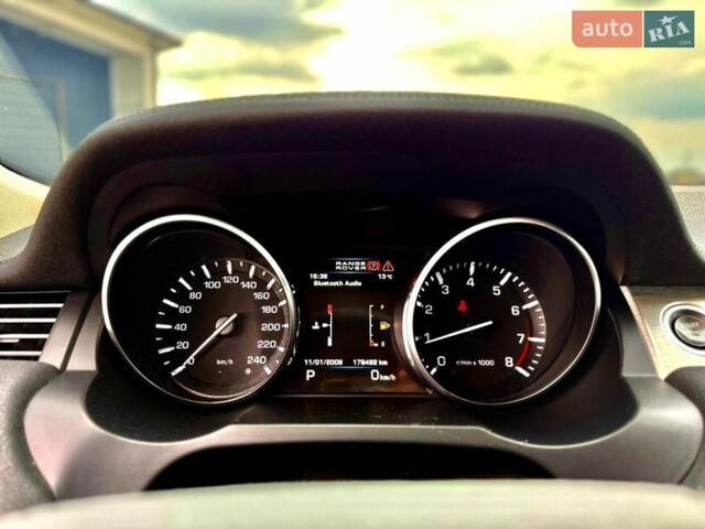 Білий Ленд Ровер Рендж Ровер Евок, об'ємом двигуна 2 л та пробігом 179 тис. км за 12500 $, фото 61 на Automoto.ua