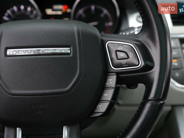 Белый Ленд Ровер Рендж Ровер Эвок, объемом двигателя 2.18 л и пробегом 202 тыс. км за 18000 $, фото 17 на Automoto.ua